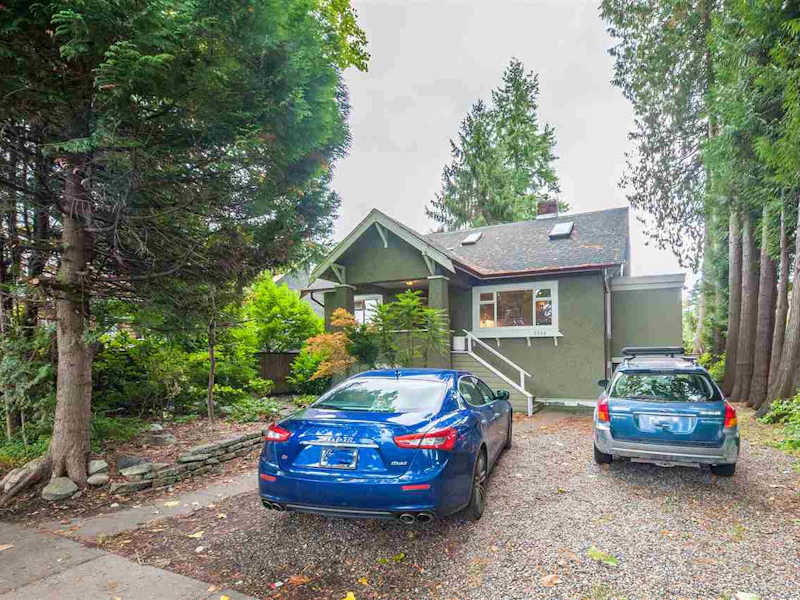 3354 W 10th Avenue, Vancouver BC V6R 2E6