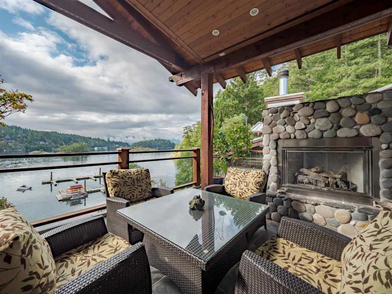 4594 Pinehaven Place, Pender Harbour Egmont BC