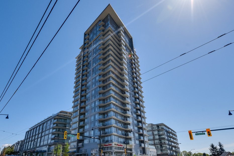 2104-4815 Eldorado Mews  