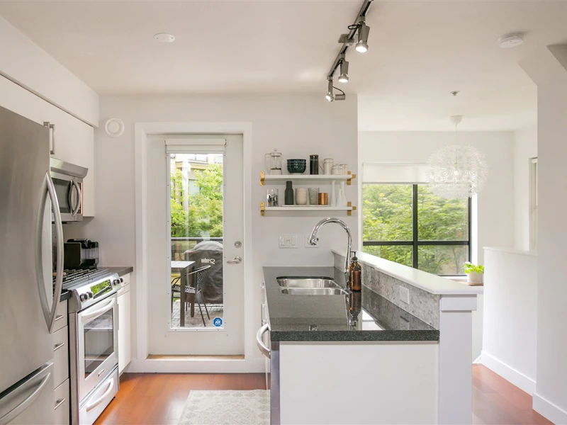 101 - 1855 Stainsbury Avenue, Vancouver BC V5N 2M6