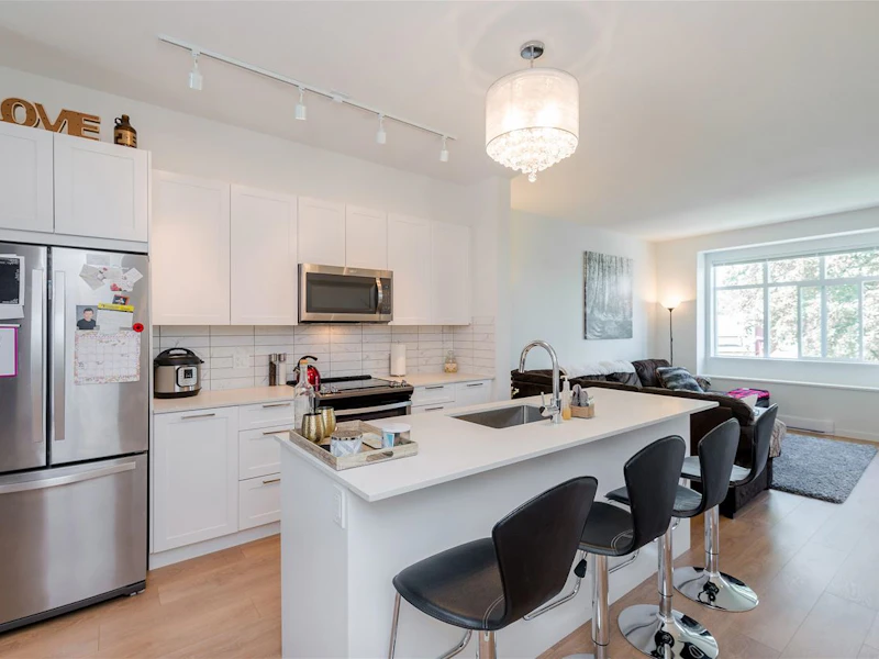2402 - 18530 Laurensen Place, Surrey BC