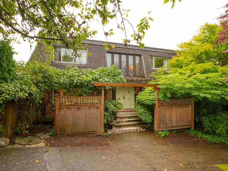 1950 Nanton Avenue, Vancouver BC V6J 2Y1