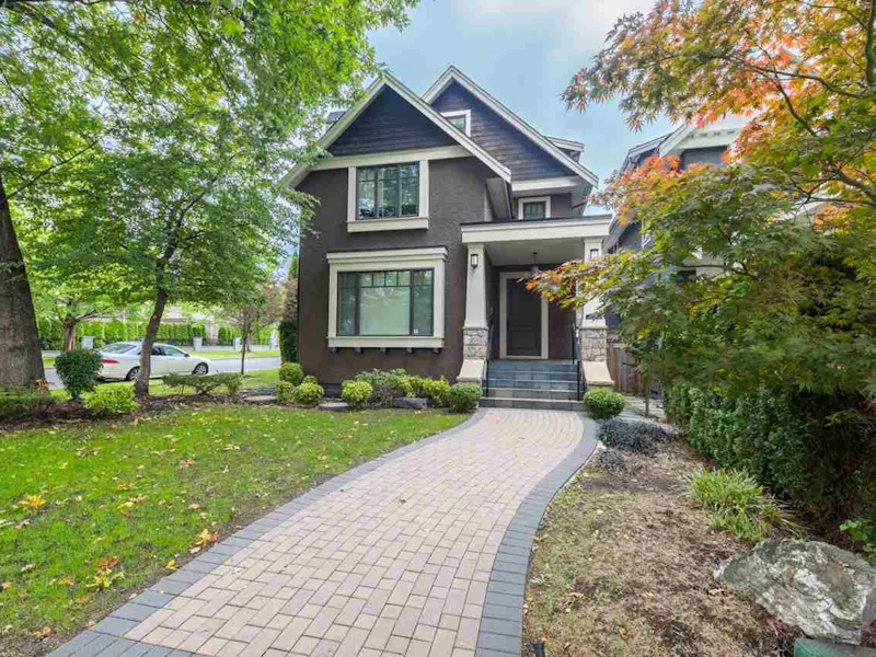6706 Angus Drive, Vancouver BC V6P 5J3