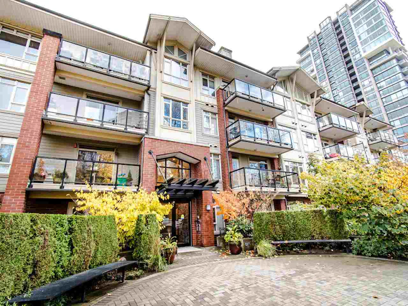 307 - 200 Capilano Road, Port Moody BC V3H 5N1
