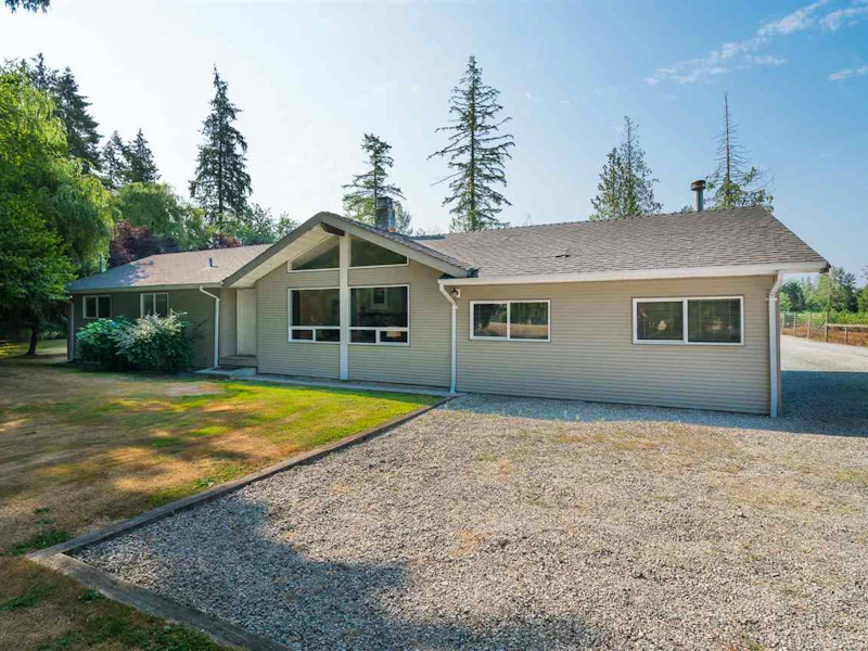 22940 74th Avenue, Langley BC V2Y 2S2