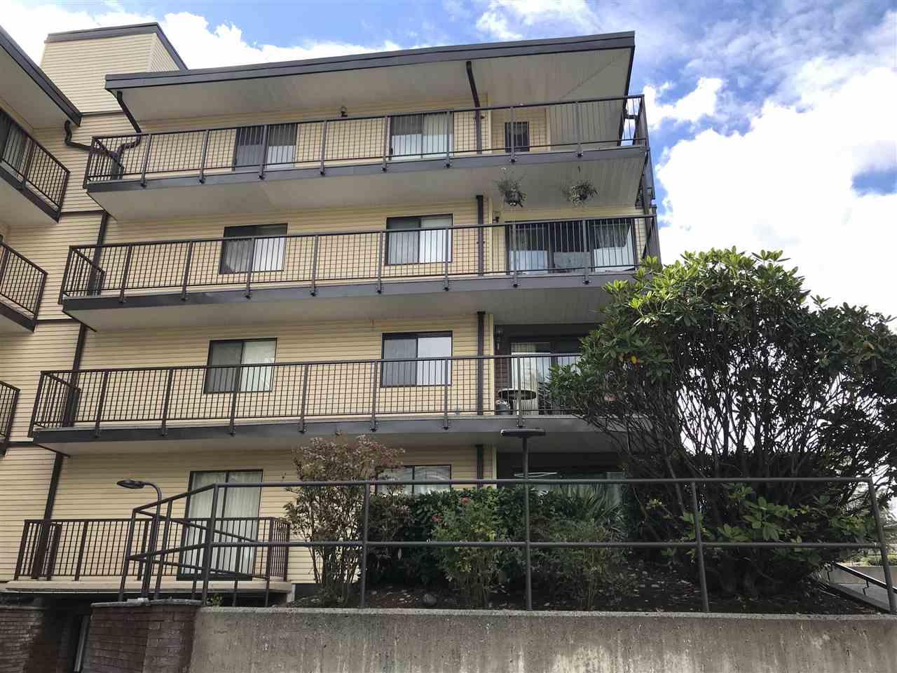 208-32110 Tims Ave  