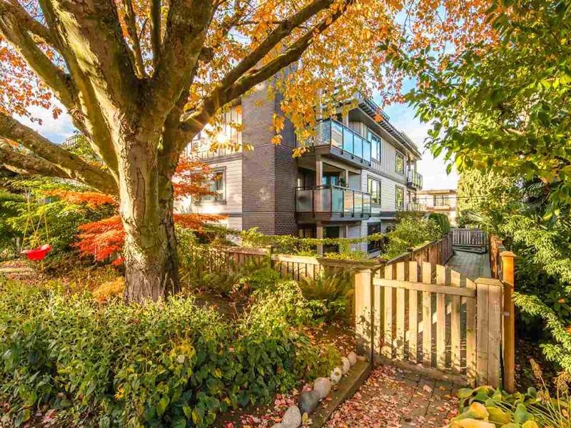 105 - 1750 Maple Street, Vancouver BC V6J 3S6