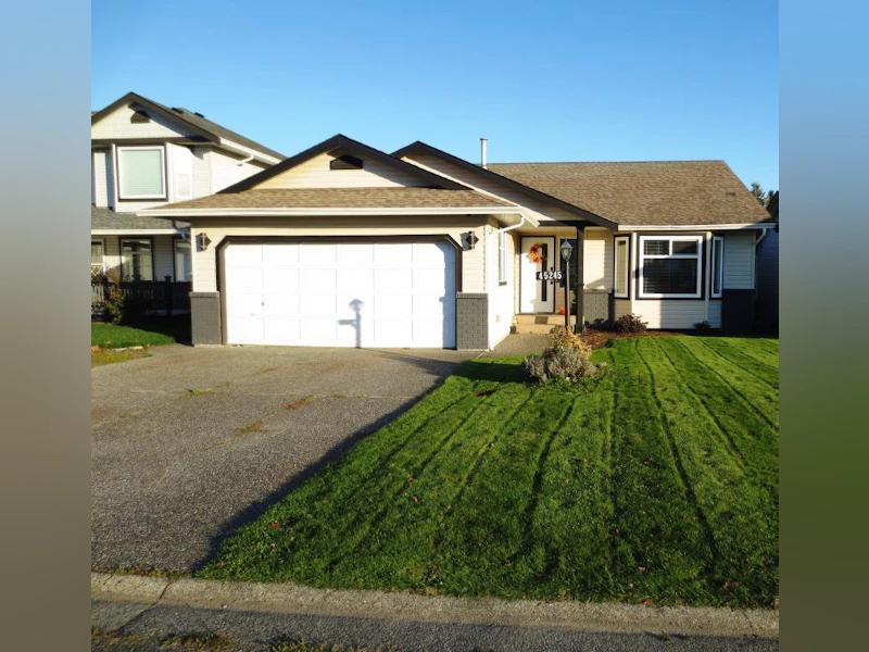 45245 Bluejay Avenue, Chilliwack BC V2R 2V2
