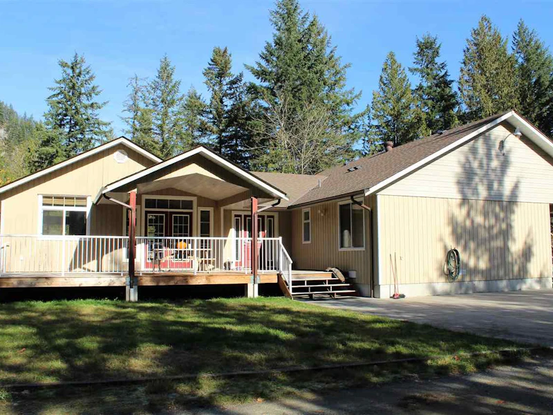 19623 Silver Skagit Road, Hope BC V0X 1L2