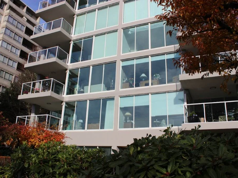 202 - 1455 Duchess Avenue, West Vancouver BC V7T 1H7
