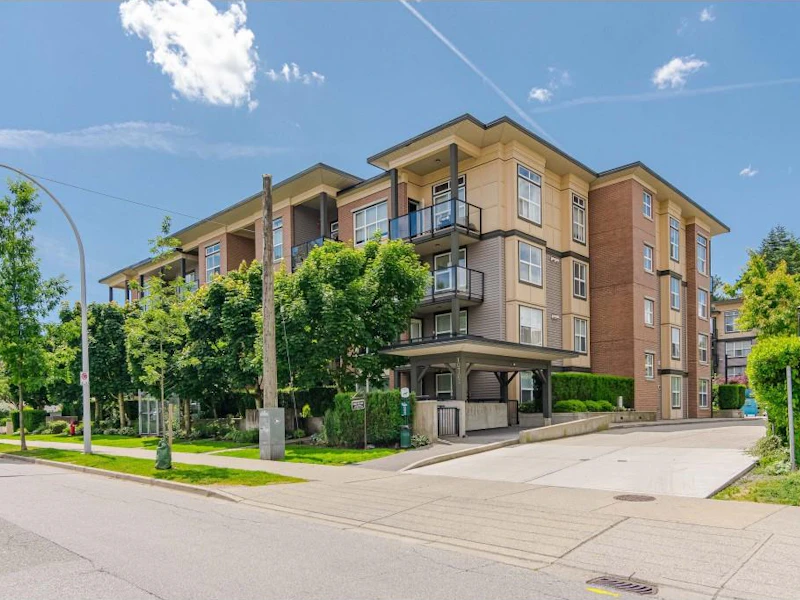 216 - 10707 139th Street, Surrey BC V3T 0B2