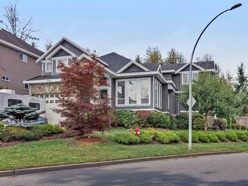17699 101a Avenue, Surrey BC V4N 5V8