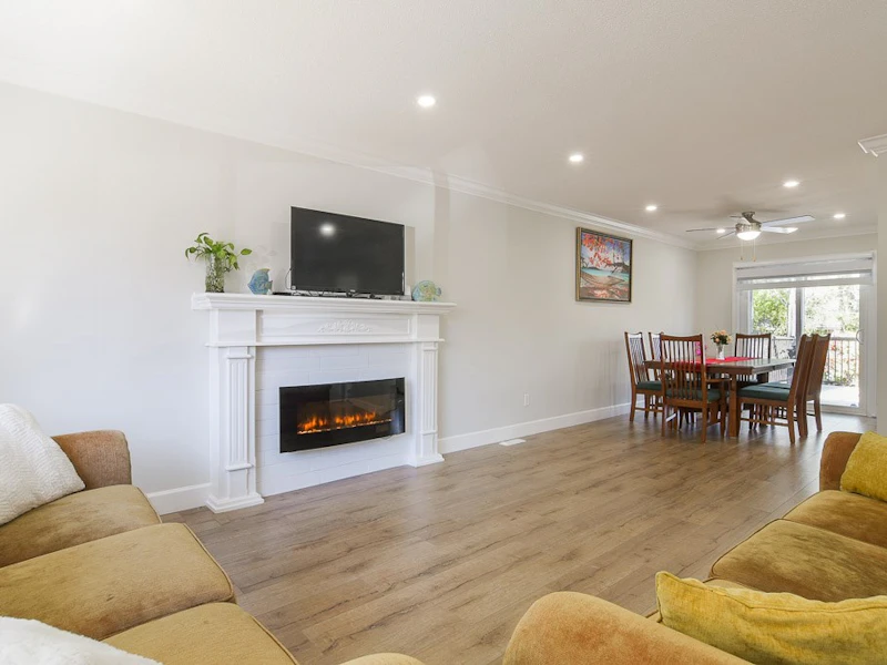 15277 84a Avenue, Surrey BC V3S 6H6