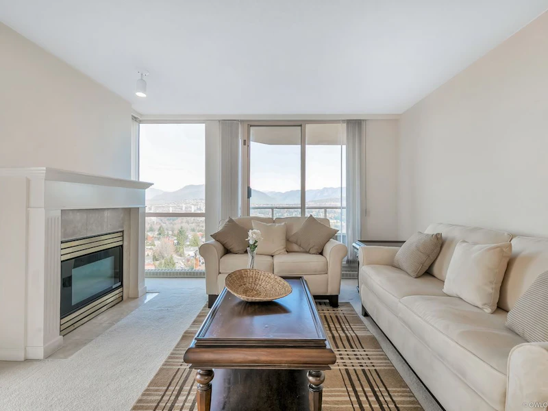 1406 - 4689 Hazel Street, Burnaby BC V5H 4R6