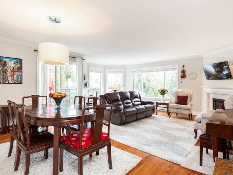 1203 Plateau Drive, North Vancouver BC V7P 2J3