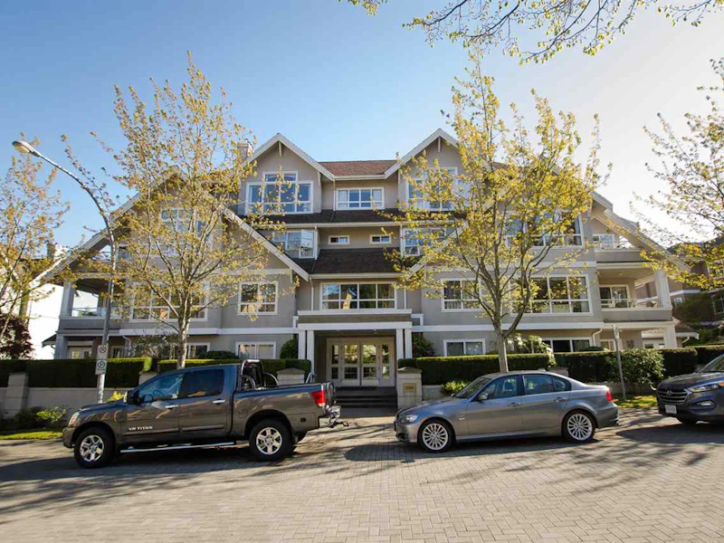 302 - 5500 13a Avenue, Delta BC V4M 2E7