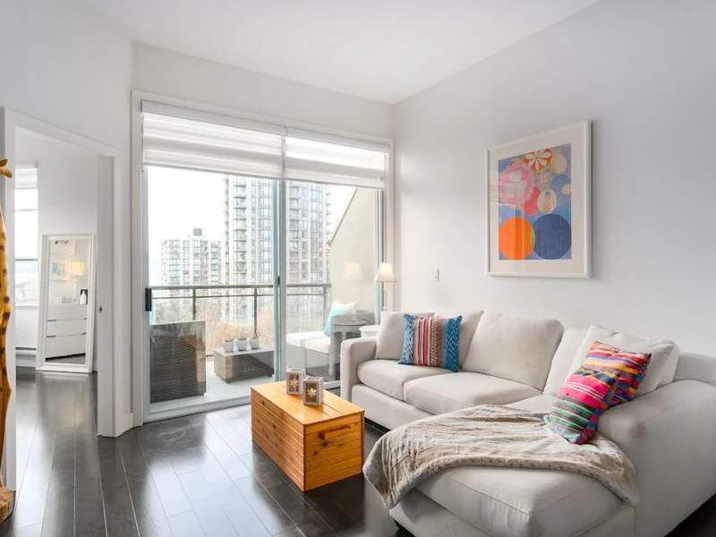 402 - 131 W 3rd Street, North Vancouver BC V7M 1E7