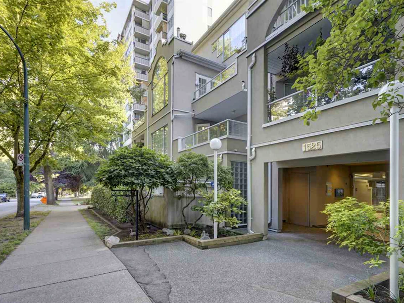 306 - 1525 Pendrell Street, Vancouver BC V6G 1S6