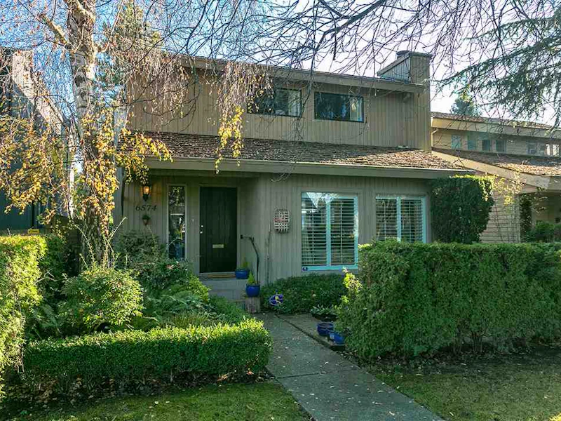 6574 Vine Street, Vancouver BC V6P 5W5