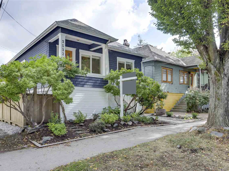 3532 Prince Edward Street, Vancouver BC V5V 3X8