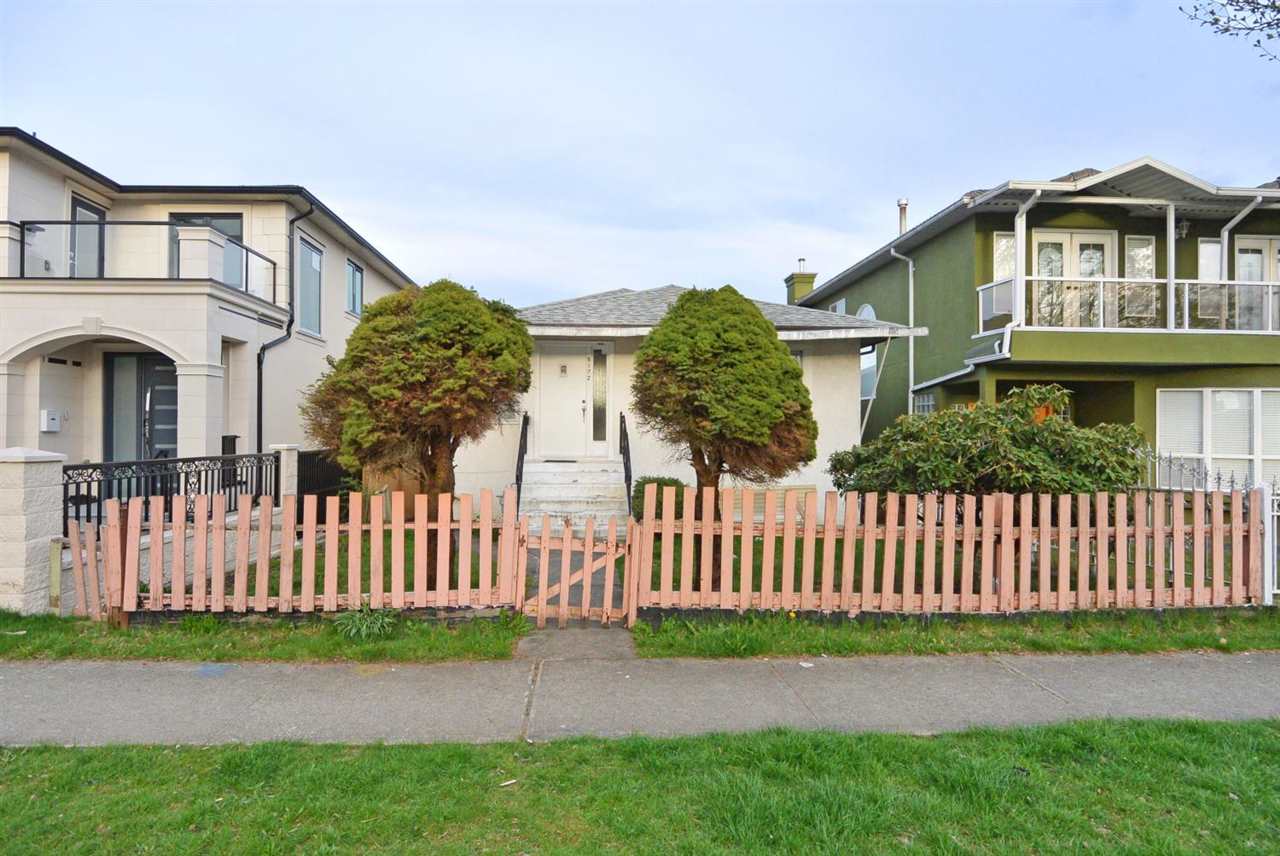 6172 Prince Albert St  