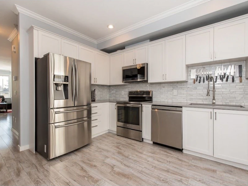 3 - 20159 68th Avenue, Langley BC V2Y 3H9