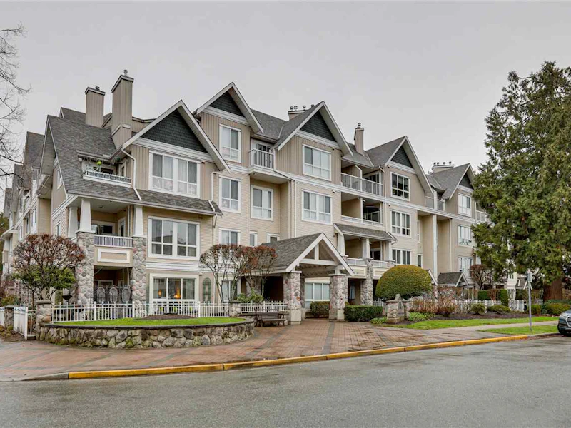 401 - 19091 Mcmyn Road, Pitt Meadows BC V3Y 2S8