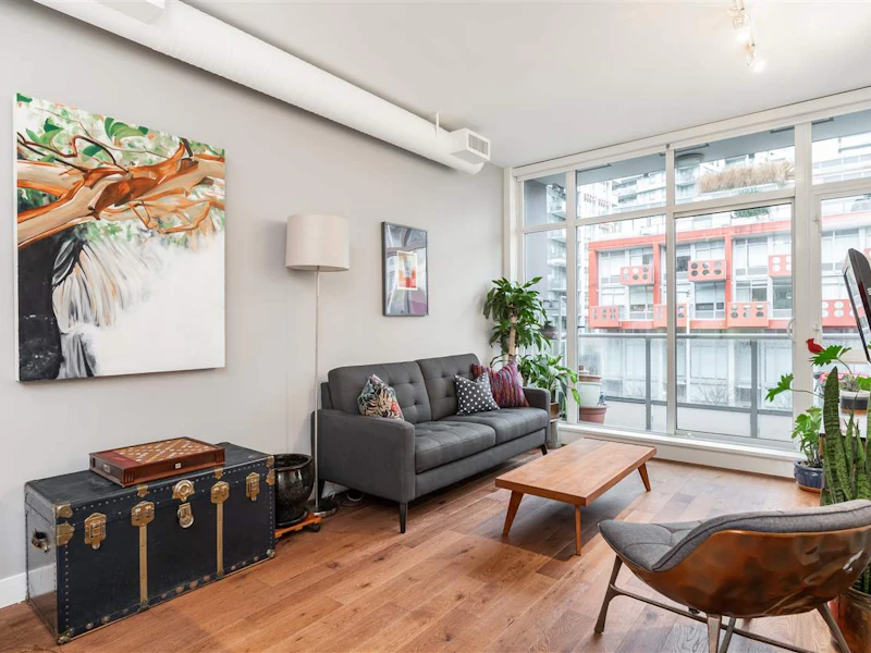 315 - 108 E 1st Avenue, Vancouver BC V5T 0E4