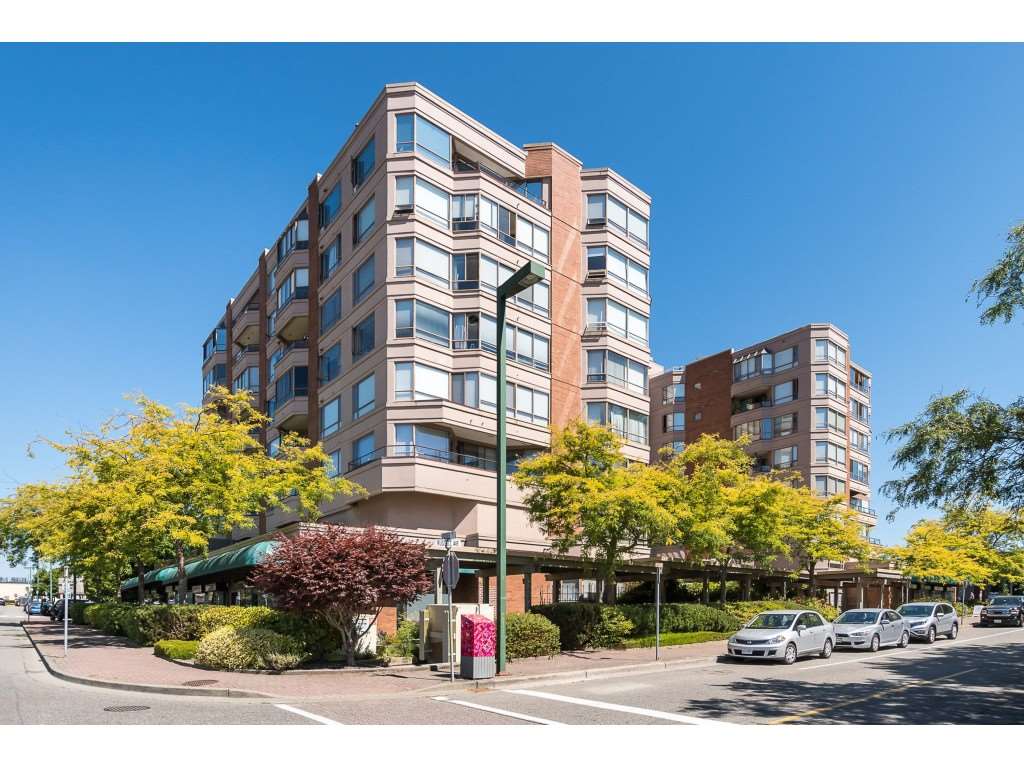 608-15111 Russell Ave  