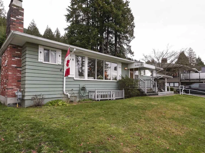 776 Montroyal Boulevard, North Vancouver BC V7R 2G5