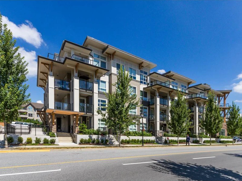 108 - 12409 Harris Road, Pitt Meadows BC V3Y 2J4