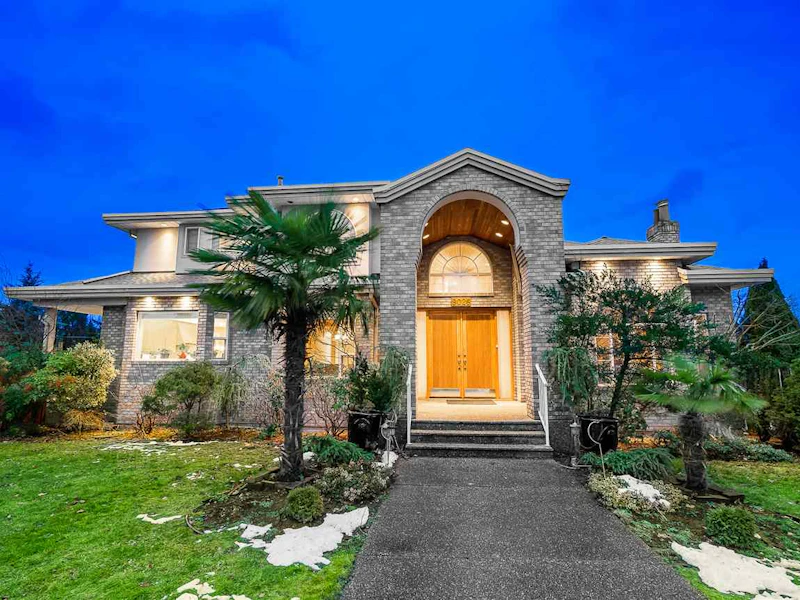 9026 162nd Street, Surrey BC V4N 3L5