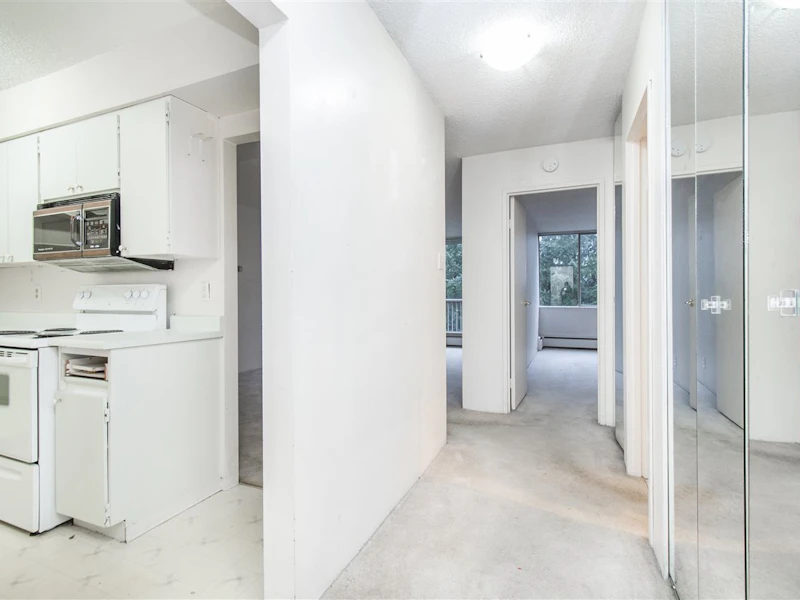 901 - 2020 Fullerton Avenue, North Vancouver BC V7P 3G3