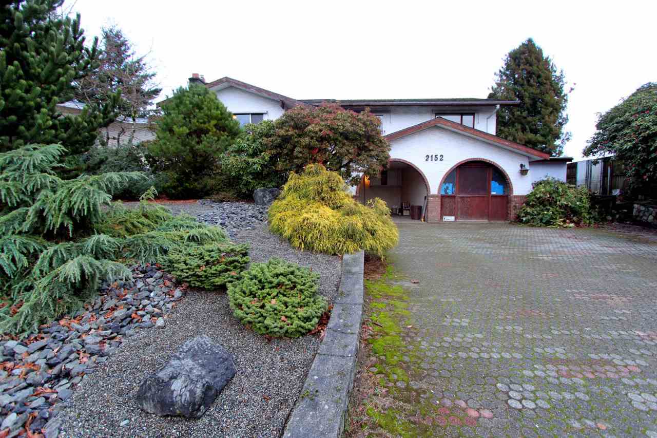 2152 Dolphin Cres  