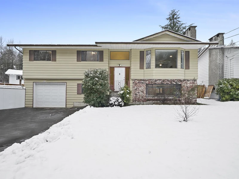 38541 Westway Avenue, Squamish BC V8B 0T6