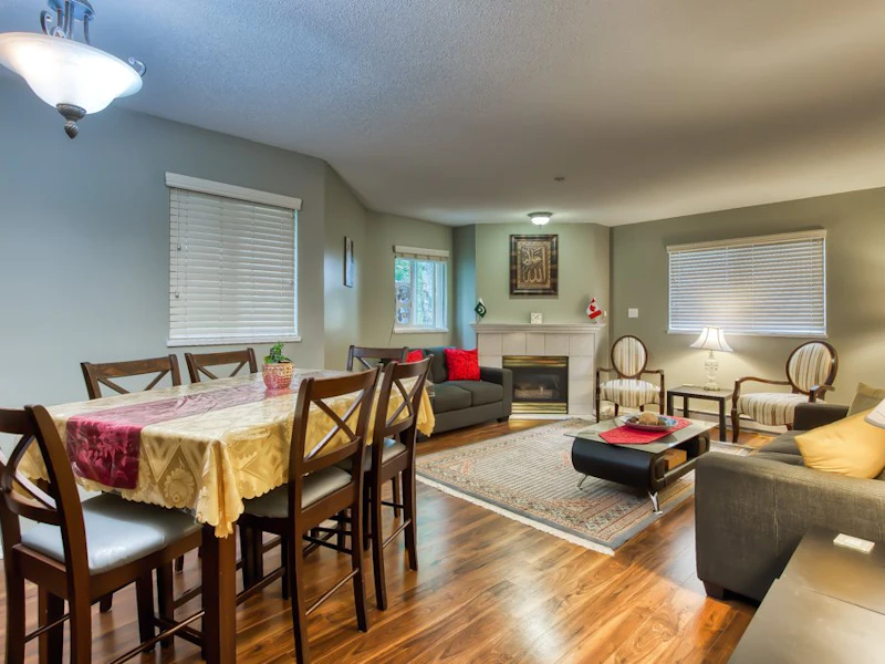 216 - 16137 83rd Avenue, Surrey BC V4N 0N1
