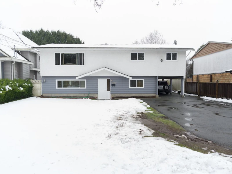 13472 78a Avenue, Surrey BC V3W 2Y3