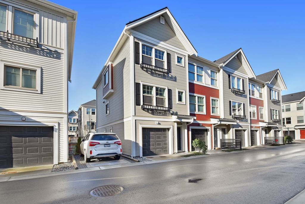 84-32633 Simon Ave  