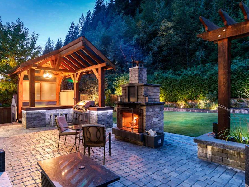 1742 Sugarpine Court, Coquitlam BC V3E 3E4