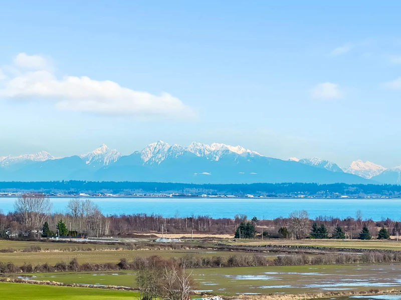 320 Rosehill Wynd, Delta BC V4M 3L9