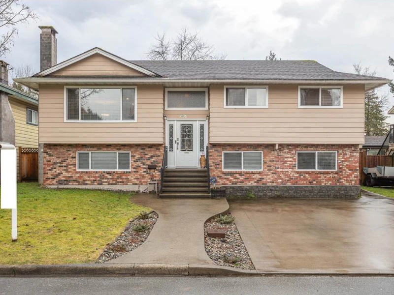 20824 Stoney Avenue, Maple Ridge BC V2X 7T1