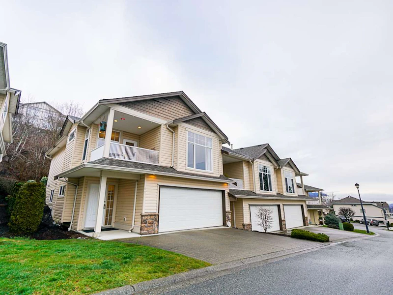 61 - 8590 Sunrise Drive, Chilliwack BC V2R 3Z4
