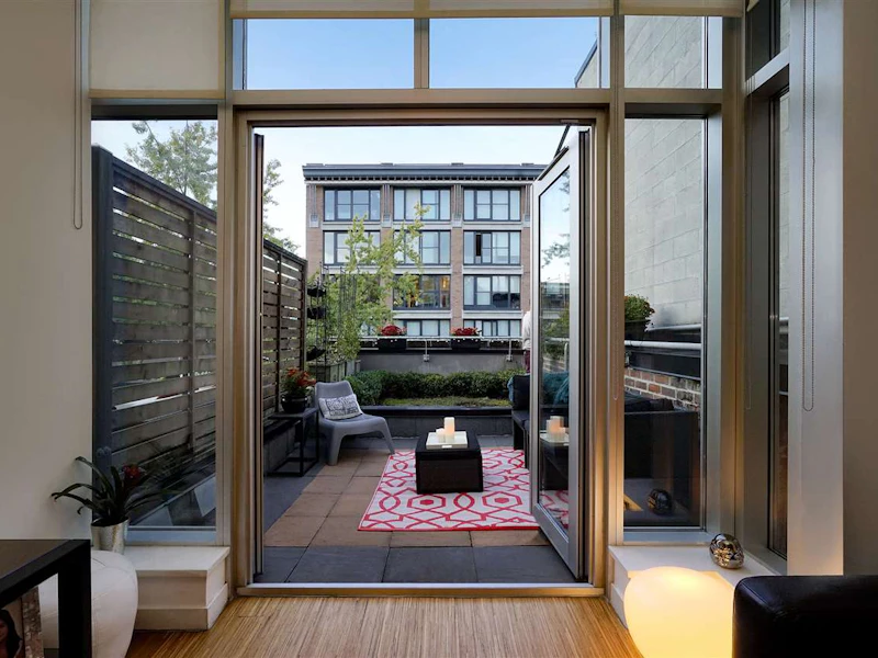 602 - 36 Water Street, Vancouver BC V6B 0B7
