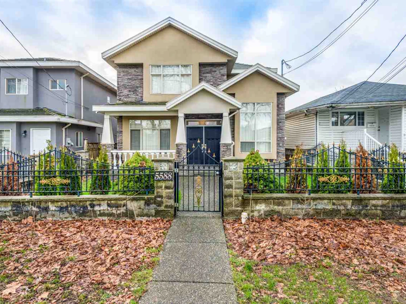 5588 Rumble Street, Burnaby BC V5J 2C1