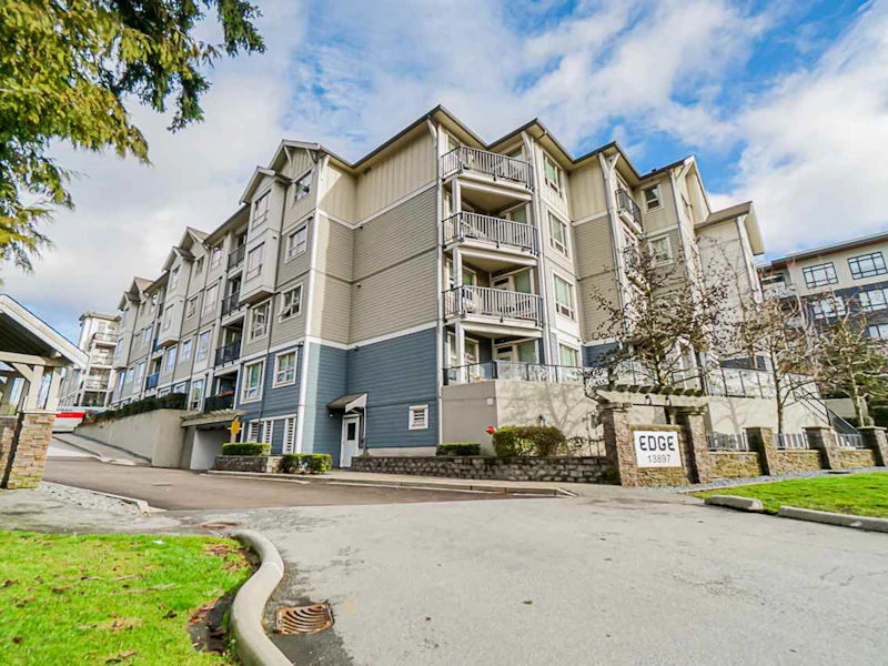 423 - 13897 Fraser Highway, Surrey BC V3T 0G8