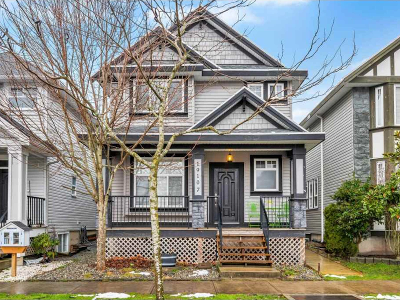 19107 67a Avenue, Surrey BC V4N 6A6