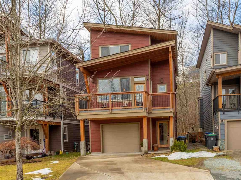 13 - 40137 Government Road, Squamish BC V8B 0N7