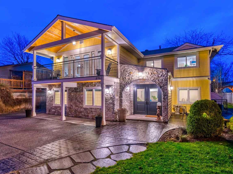 8960 Mackie Street, Langley BC V1M 3T3