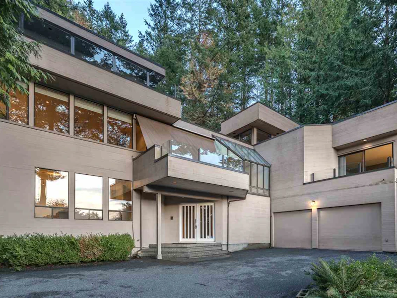 6085 Eagleridge Drive, West Vancouver BC V7W 1W7