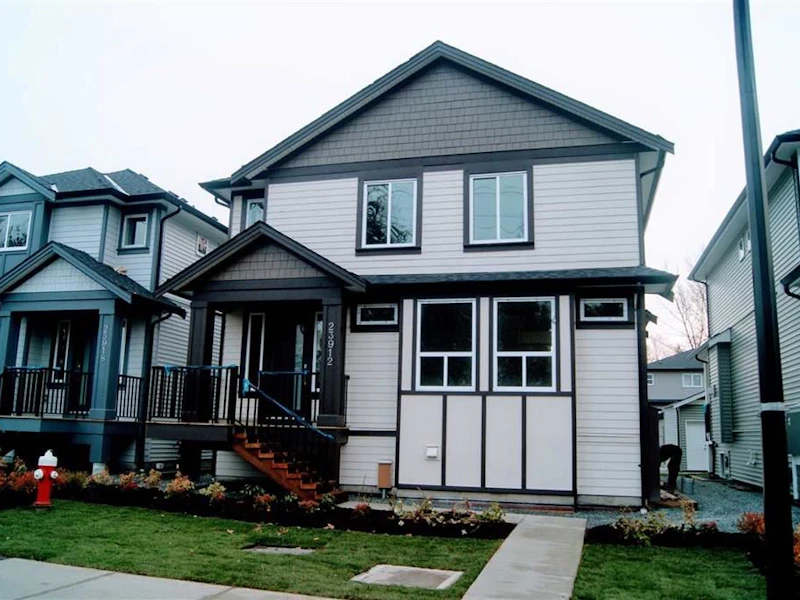 23912 Dewdney Trunk Road, Maple Ridge BC